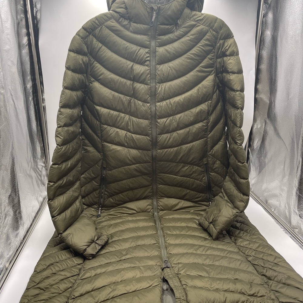 LL Bean Women’s Long Down Coat.  Excellent condition, no rips or tears.  Size L.